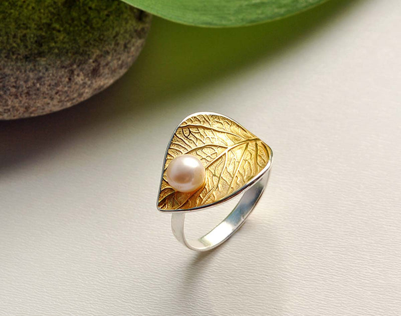 Unique Curved Moissanite Wedding Ring Leaf Ring Yellow Gold - Oveela Jewelry